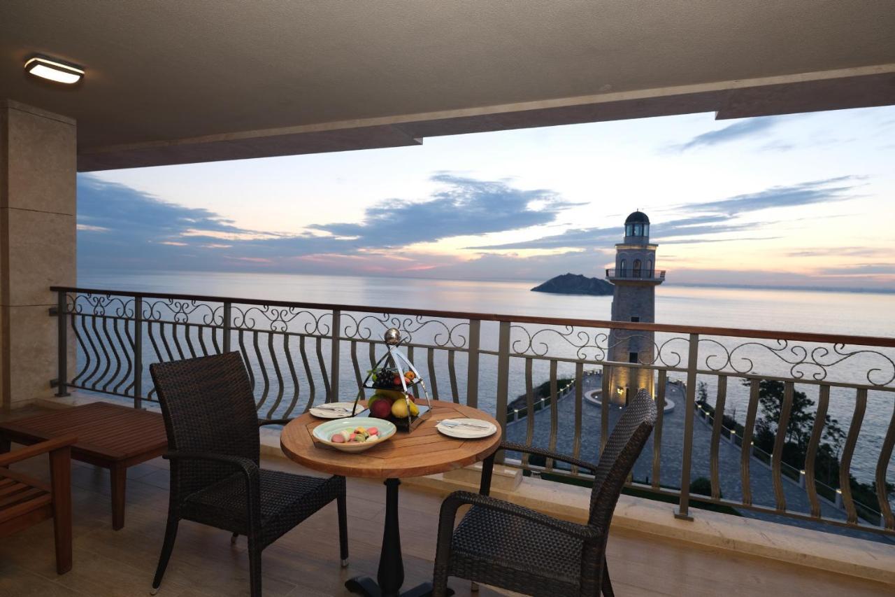 Birun Ada Hotel Burgazada Екстериор снимка
